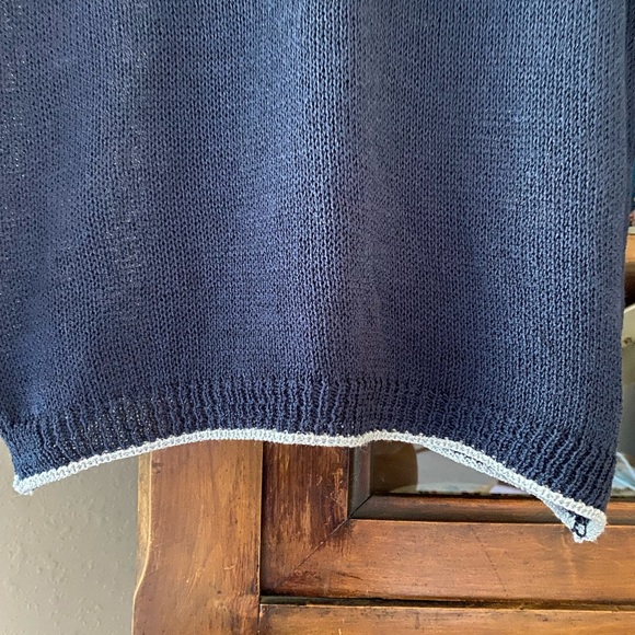 Charget Made In Italy Navy Blue and Silver V-Neck Sweater - Picture 3 of 12